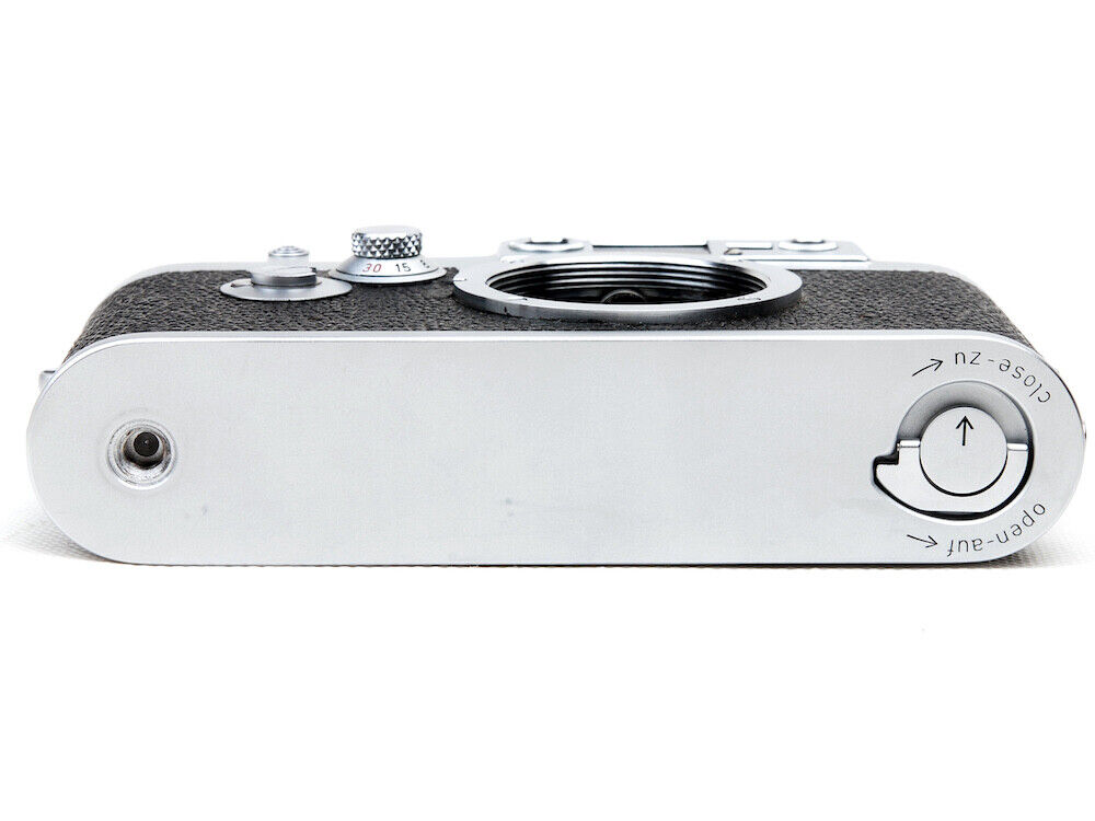 Leica DBP Ernst Leitz GMBH Wetzlar IIIG 35mm Rangefinder Leica DBP Ernst Leitz GMBH Wetzlar IIIG 35mm Rangefinder
