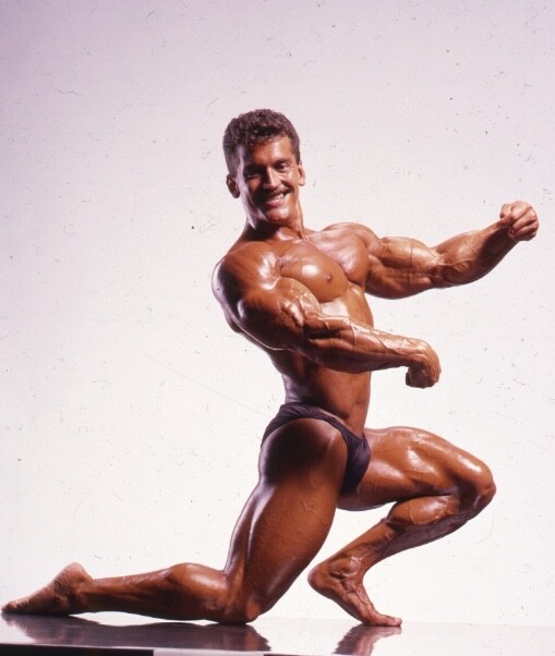 Lee LaBrada IFBB Pro-Original 6X7 Color Transparency -01 – Zambi