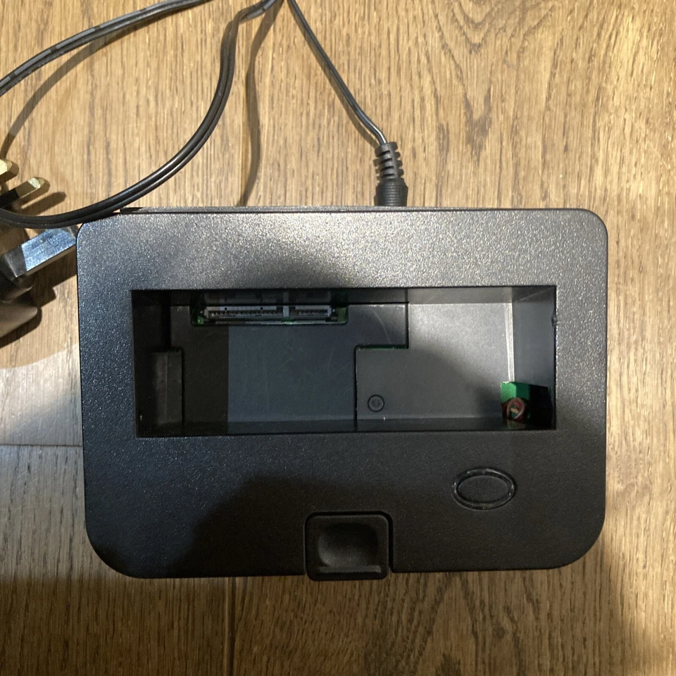 USB 2.0 & ESATA 2.5"/3.5" EXT SATA HDD DOCK STAT - Image 2 of 4