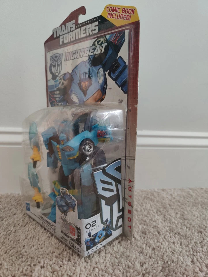 Transformers Generations NIGHTBEAT Complete 30th Anniversary Deluxe - Image 3 of 4
