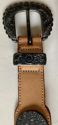 GINNIE JOHANSEN-Vintage Leather Belt-Size Medium-Made in USA 