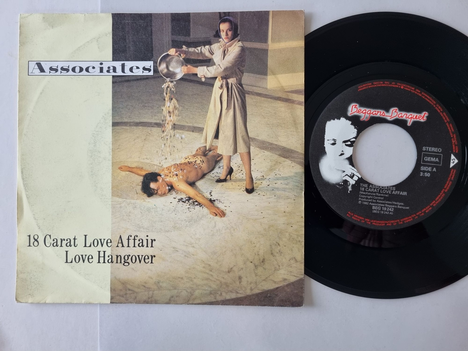 Associates - 18 carat love affair 7'' Vinyl Germany