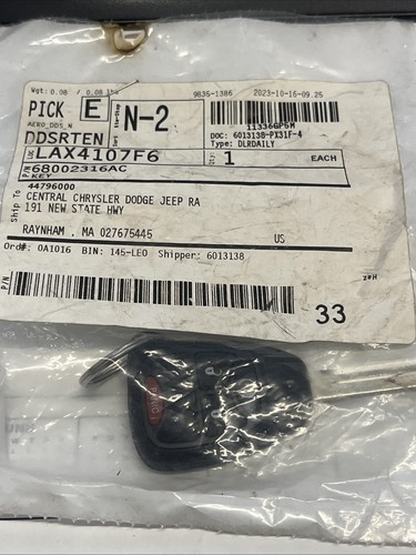 NEW OEM Mopar Keyless Entry Transmitter & Key Blank 68002316AC Dodge 2007-2012