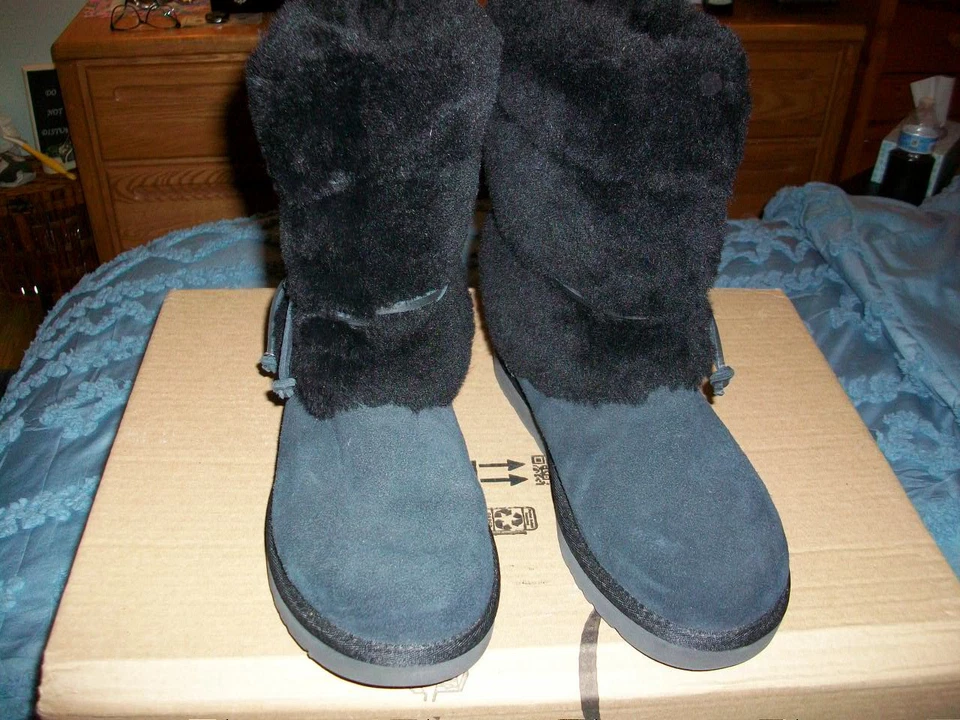 Botas Ugg Australia Alaia para mujer - negras - talla 7 Foto 3 de 4