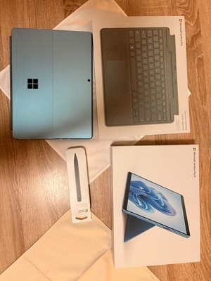 Microsoft Surface Pro 9 16GB/0GB i5 1235U, Surface Pen & Signature Keyboard, OVP