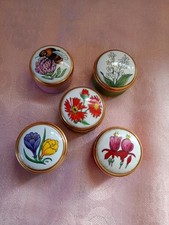 FIVE MINIATURE ENGLISH CRUMMLES ENAMEL BOXES / PILL BOXES . M3954 .