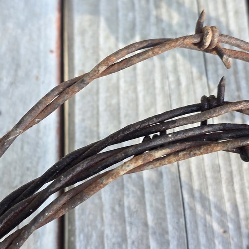 Vintage Stacheldraht Lot | Rustikale Bauernhof Dekor, Western Ranch Bastelbedarf 34+ Fuß - Bild 7 von 9