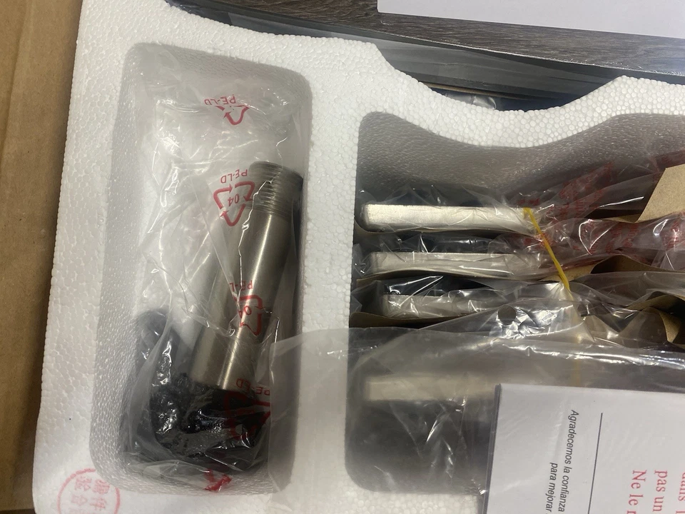 Hampton Bay Ménage 52" LED Ceiling Fan, Low Profile, Brushed Nickel -Read - Image 4 of 4