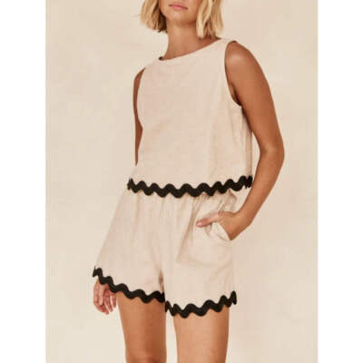 Contrast Trim Round Neck Tank and Shots Set