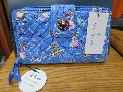 NEW Vera Bradley Disney Cinderella RFID Turnlock Quilted Wallet