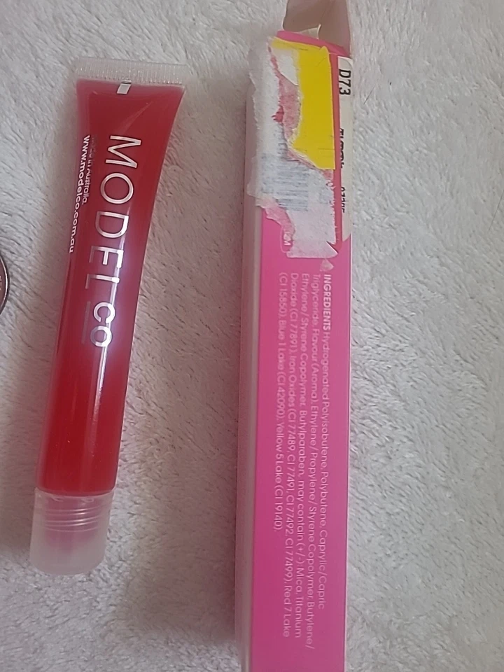 Model Co. Glass Ultra Lip Gloss Berry New Discontinued Rare With Box - Image 3 of 4