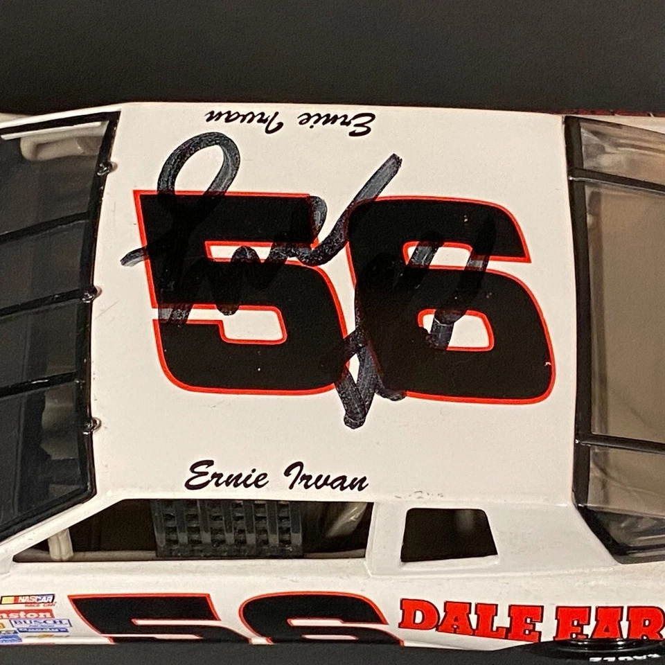 Ernie Irvan 1987 #56 Dale Earnhardt Chevrolet 1/24 acción - autografiado Foto 4 de 4