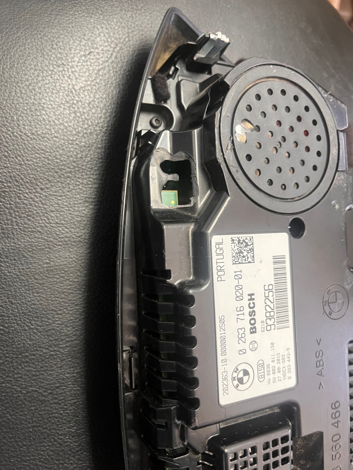 2015 BMW i8 Speedometer Instrument Cluster 0263716020-01 9382256 (Damaged)