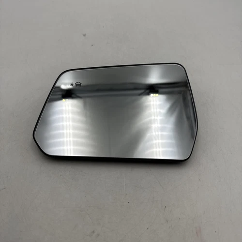 2020 2021 2022 2023 GMC Acadia Left Driver Side Exterior Mirror Glass 84579487