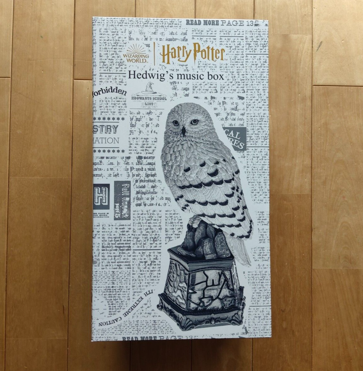 HARRY POTTER Hedwig Statue Music Box Hogwarts Night Mahou