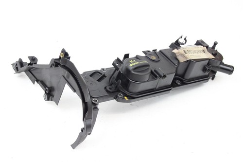 Ford Focus III DYB 1,6TDCI 85KW C16DSOX Ventildeckel Zylinderkopf AV6Q6007BB