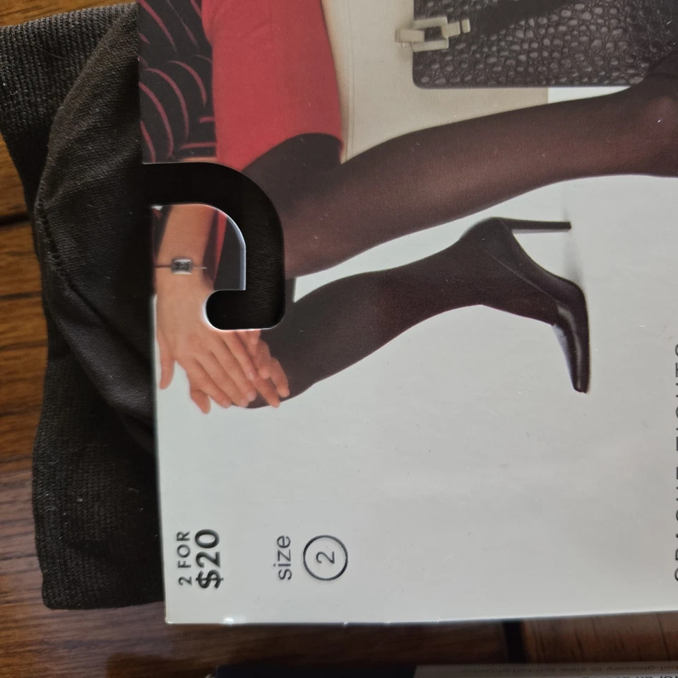 Medias Truform Top de encaje hasta el muslo tono negro y marrón  Foto 4 de 4