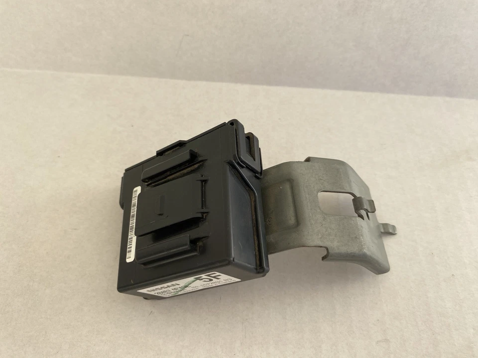 Unidade de módulo de controle de assistência ao motorista dianteiro Nissan Sentra 2016-2019 fabricante de equipamento original - Imagem 3 de 4