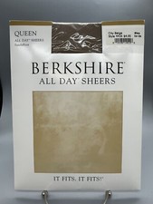 New Vintage BERKSHIRE It Fits All Day Sheer Sandalfoot Nylon Queen City Beige