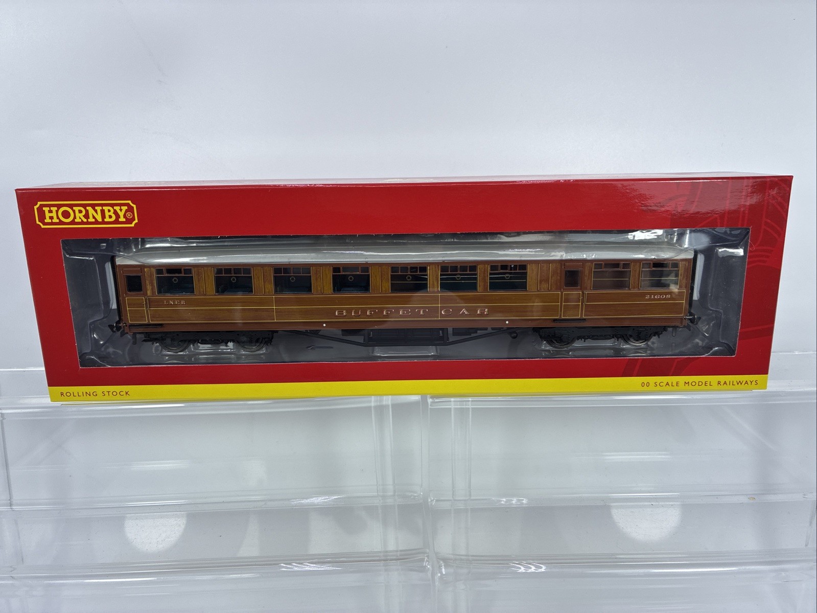 Hornby R4829A OO Gauge 61ft 6in Gresley Buffet Car Coach  LNER Livery 21608 New
