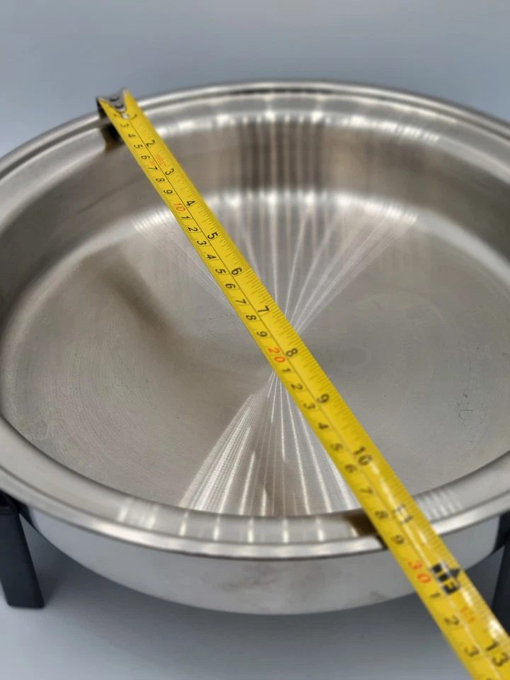 Kitchen Craft West Bend 11" Electric Skillet Liquid Core Vented Lid Stainless - Image 4 of 4