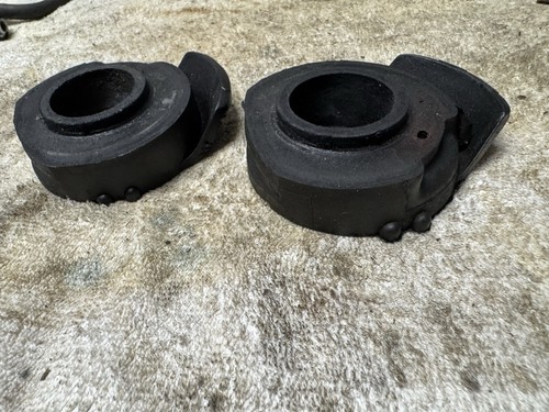 Buell S1 S2 S3 M2 X1 Engine Rear Motor Mount Isolators Set L0504.9 L0505.9
