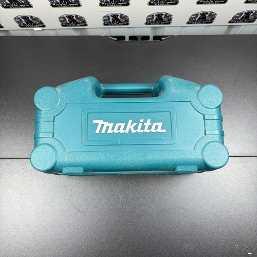 Makita 100-Pc Drill Bit Driver Set Case Hex Impact Driver Bits Metric SAE Mixed