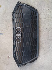 Audi A3 S3 8Y 8V Griglia superiore del radiatore paraurti anteriore 8Y0853651