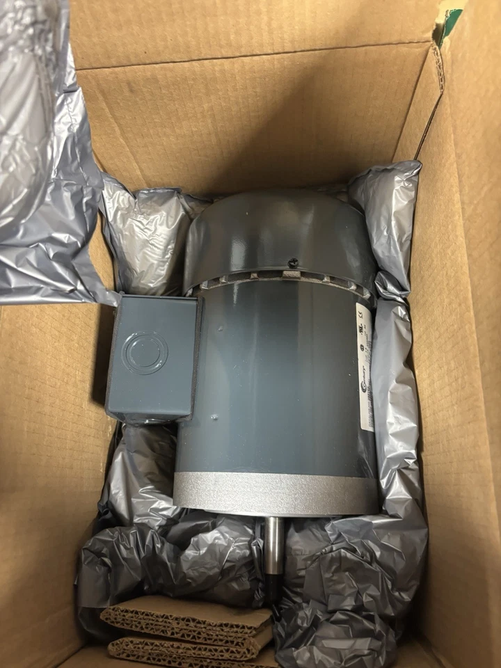 Century H661ES Electric Motor 1.5 HP 3450 Rpm 3PH 230/460V 56C P56AJ07A01 - Image 2 of 3