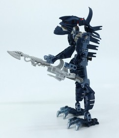 LEGO Bionicle Piraka Lot of 2 Figures Vezok Thok (8902 & 8905)