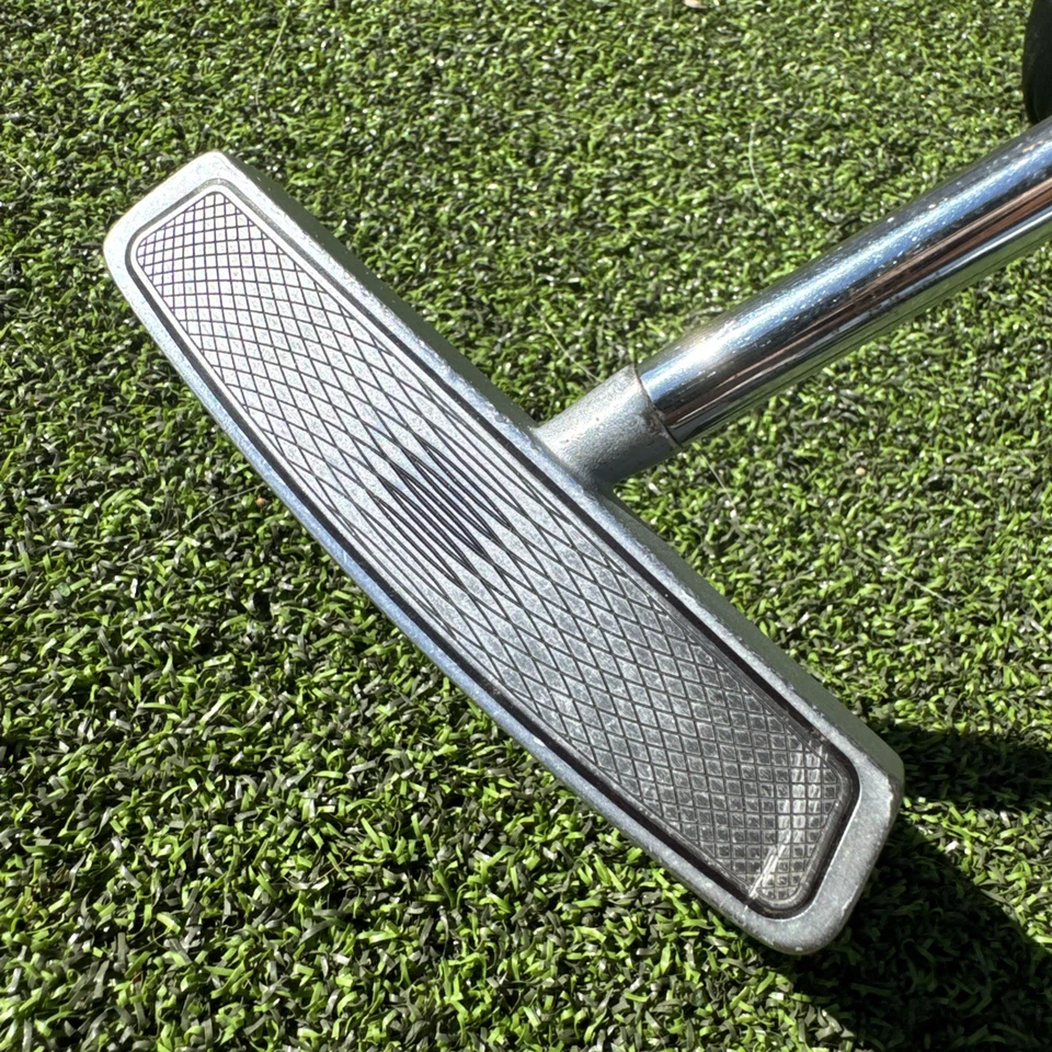 Ping Sigma G Kinloch Putter w/ HeadCover Right-Handed (RH) 35” Center Shaft - Image 2 of 4