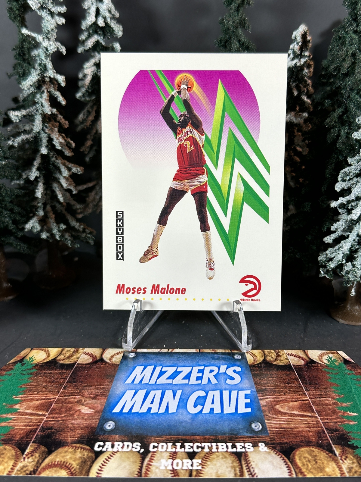 1991-92 SkyBox Basketball Moses Malone Hawks Base Card 4