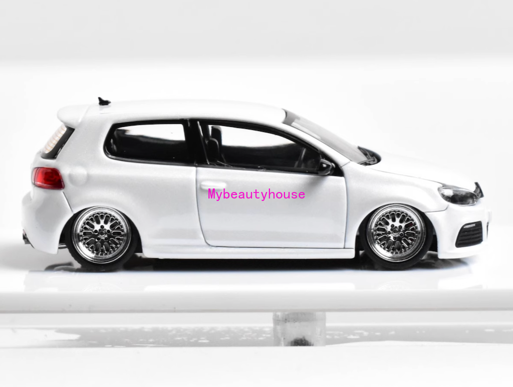 Maxwell 1:64 HEC White VW Golf GTI MK6 BBS Sports Model Diecast