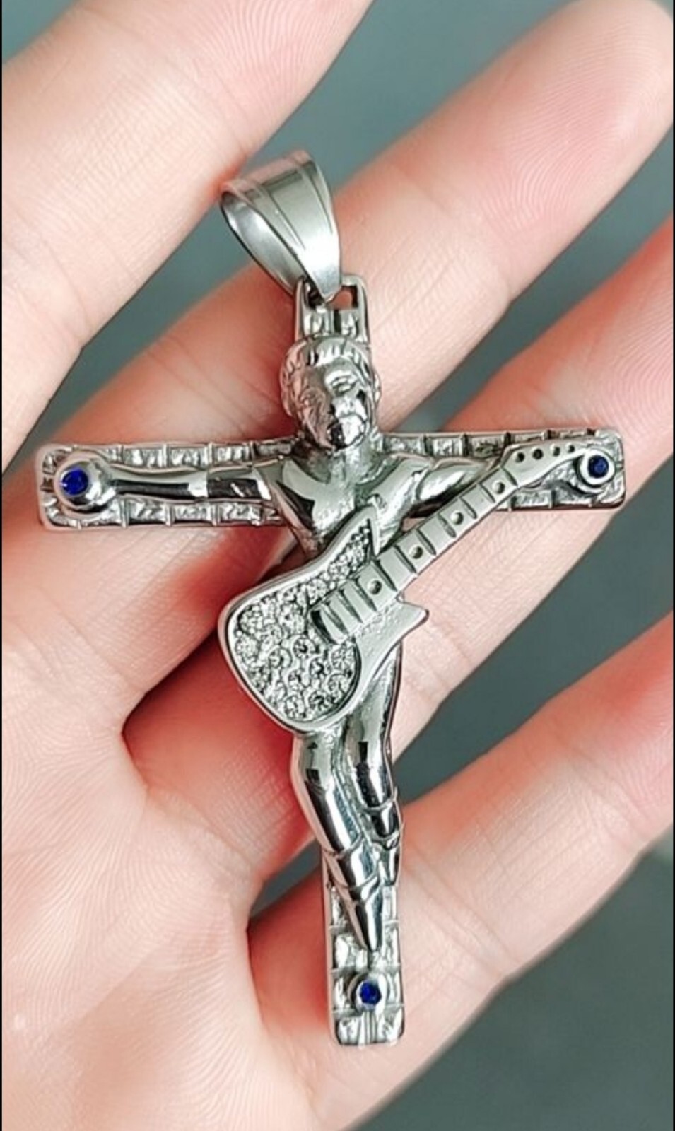 Croix Johnny Hallyday 6,3 cm avec cordon noir 3 mm pour homme et fan