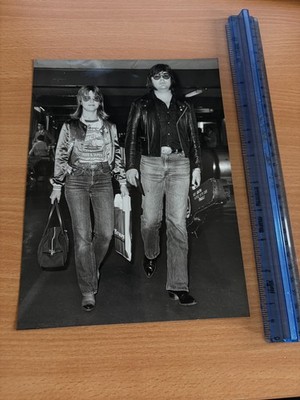 Ein Original Vintage Werbedruck von Suzi Quatro (Sänger).