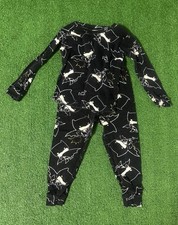 Black and white Batman pajamas size5T