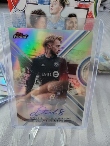 2022 Topps Finest MLS Djordje Mihailovic #20 Refractor Autograph