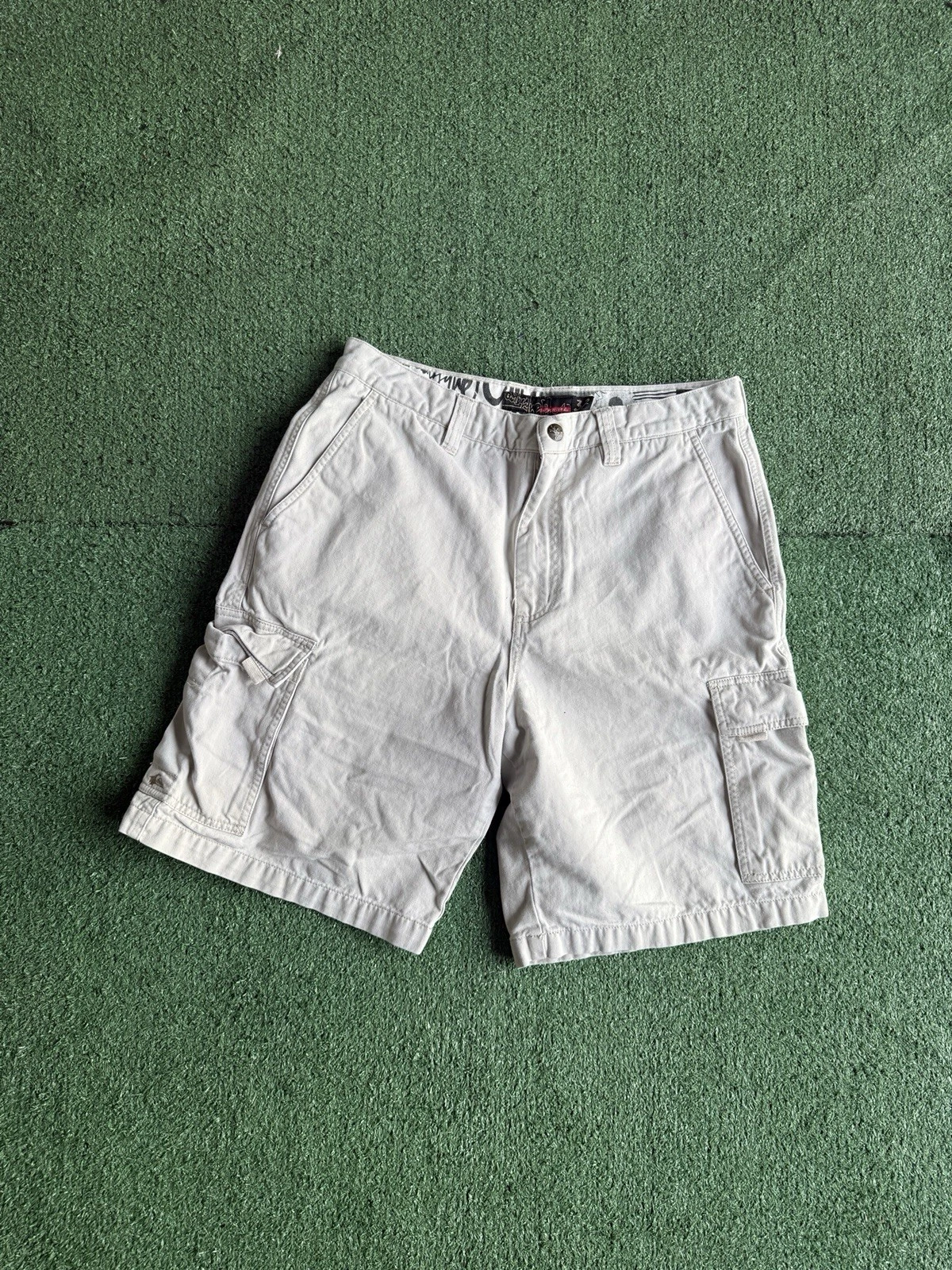 Y2k Quicksilver Cargo Shorts Beige/White Size 32