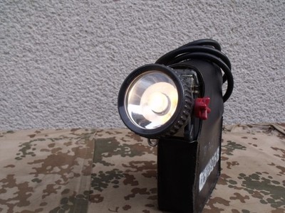Bund Bundeswehr Helmlampe HLE7  CEAG THW  Feuerwehr Bergwerk Taschenlampe