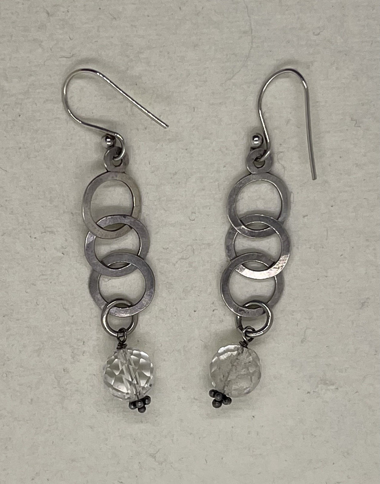 Vintage Silver Three Interlocking Rings Dangle Mo… - image 2