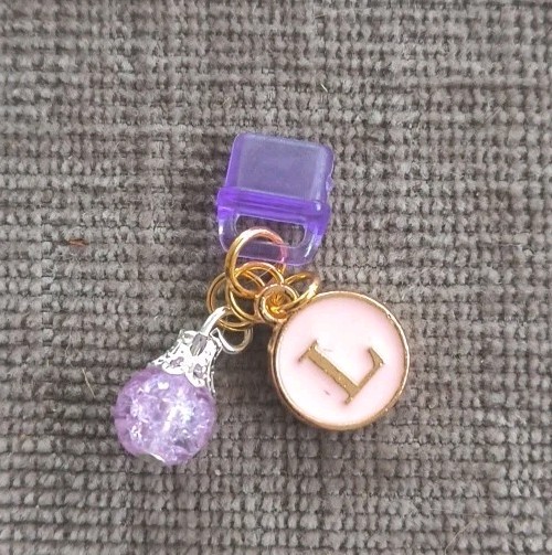 USB Type-C Dust Plug Letter L/Purple Crackle Glass Bead Charms New Phone Kindle