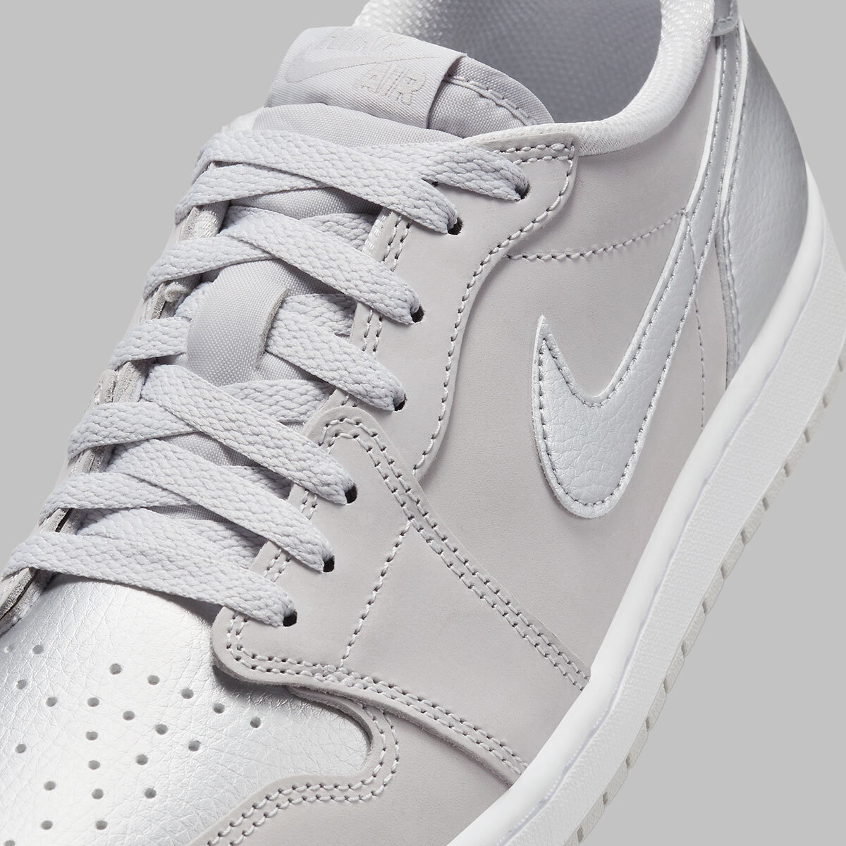 Size 10.5 - Air Jordan 1 Retro OG Low Metallic Silver for sale