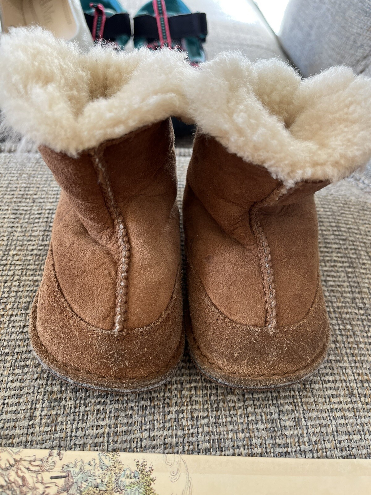 Ugg Toddler Boo Crib Sheepskin Leather 