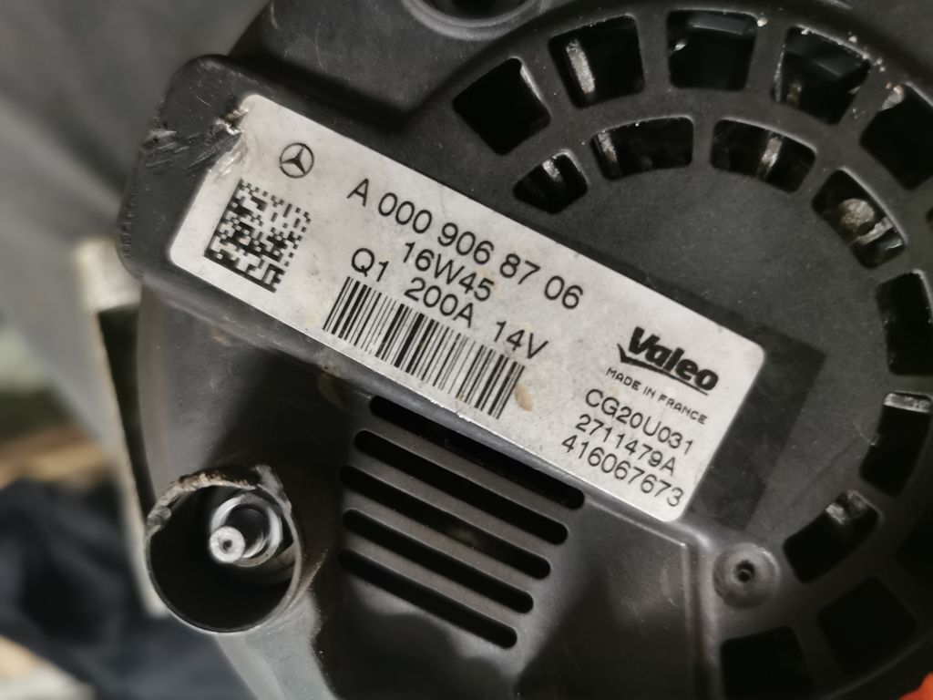 Mercedes-Benz C AMG W205 2016 Petrol alternator generator 
