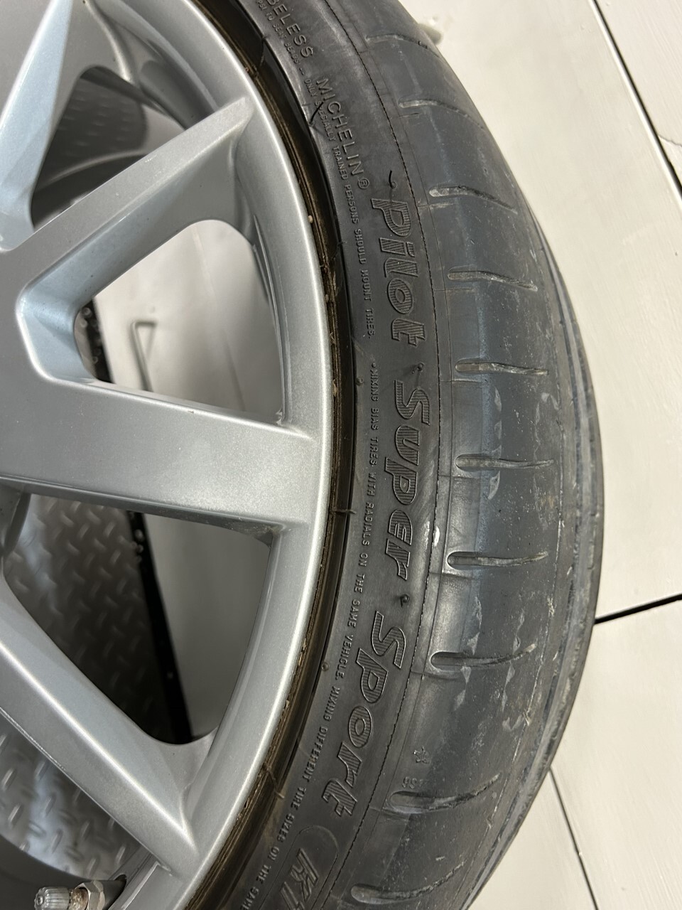 Maserati GranTurismo 2007-17 Wheels and tires