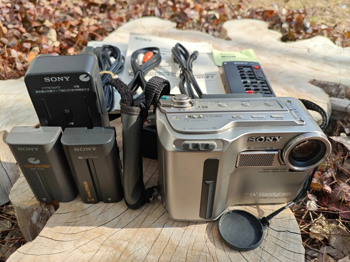 Caméscope Sony Handycam TRV-950 – Pour Pièces – MiniDV – À Restaurer