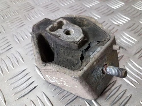 AUDI A6 Avant 4A, C4 Getriebelager 4A0399151D 2.50 Diesel 103kw 1996 25147292