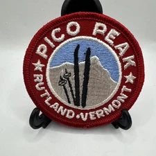 Vintage Pico Peak Rutland Vermont-Ski/Skiing Patch Round embroidered Green Mount