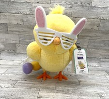 Nuevo con etiquetas Hallmark Hip-Hoppy Egg-Lating Chick con sonido y movimiento