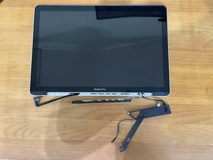 Original Apple MacBook Pro A1286 2010 15,4" Display Bildschirm